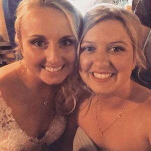 Meet your Posher, Danielle